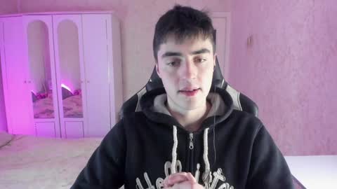 Snapshot of vlad1605 chatting on December 2024 07:53:01 AM Martin online show from December 2024 07:53:01 AM