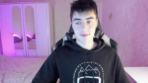 Snapshot of vlad1605 chatting on December 2024 10:41:02 PM Martin online show from December 2024 10:41:02 PM