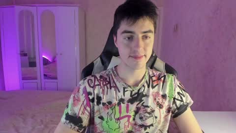 Snapshot of vlad1605 chatting on January 2025 12:39:01 AM Martin online show from January 2025 12:39:01 AM