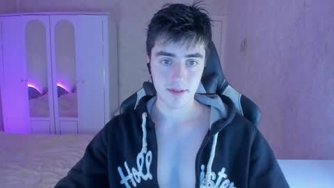 Snapshot of vlad1605 chatting on January 2025 09:30:02 PM Martin online show from January 2025 09:30:02 PM