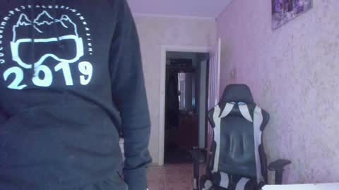 Snapshot of vlad1605 chatting on February 2025 10:51:02 AM Martin online show from February 2025 10:51:02 AM