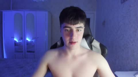 Snapshot of vlad1605 chatting on March 2025 05:17:02 PM Martin online show from March 2025 05:17:02 PM