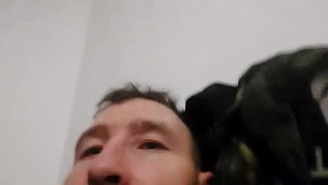 vladumyr online show from December 2025 10:28:01 PM