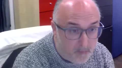 volpi72 online show from April 2026 06:41:01 PM