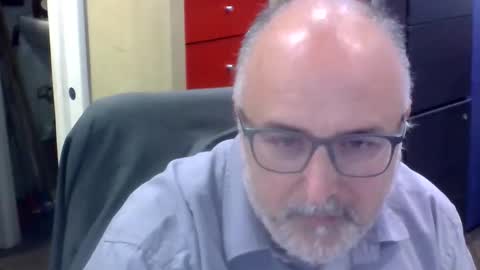 volpi72 online show from April 2026 10:47:02 AM