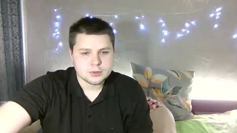 Volshebnik1302 online show from January 2025 05:15:01 PM