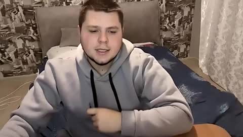 Snapshot of volshebnik_130 chatting on November 2025 01:22:02 PM Volshebnik1302 online show from November 2025 01:22:02 PM