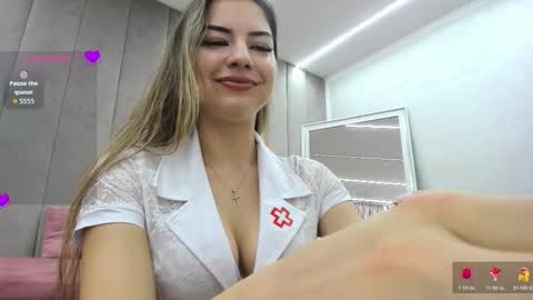 von_dee online show from October 2025 05:08:02 AM