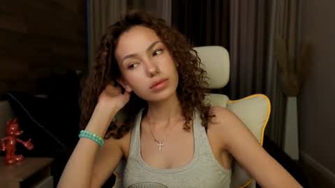 Snapshot of voxlesss chatting on July 2026 05:32:02 AM Lily online show from July 2026 05:32:02 AM