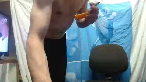 Snapshot of vrouwen_verwenner chatting on May 2026 06:04:01 PM Mac Miller online show from May 2026 06:04:01 PM