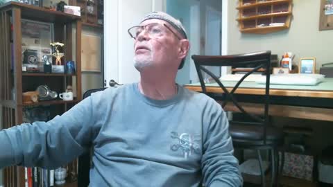 Snapshot of vueuorme chatting on January 2025 03:42:02 PM Vueuorme online show from January 2025 03:42:02 PM