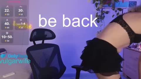 Vikky online show from September 2025 04:34:02 PM