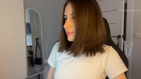 Snapshot of vx_arina chatting on May 2026 09:27:02 AM Arina online show from May 2026 09:27:02 AM