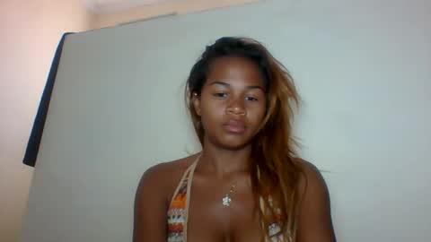 Snapshot of vynarahot chatting on May 2026 07:37:01 AM vynarahot online show from May 2026 07:37:01 AM