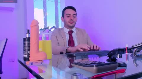 Snapshot of vynny_blacke_ chatting on September 2025 08:36:01 PM Vynny Blacke online show from September 2025 08:36:01 PM