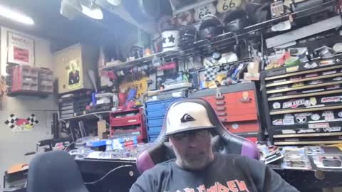 wakesblowinclouds online show from October 2025 02:56:01 AM