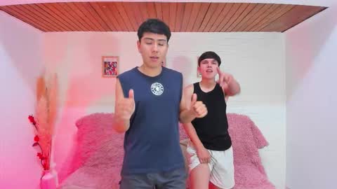 Hi  I am Venus kloy Thiago online show from September 2025 02:22:02 AM