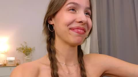 Wendy. Hello Honeys Ill see you 2nd 5th 7th this week love you3 online show from January 2025 10:40:01 PM