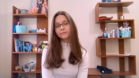 Mary online show from September 2025 07:14:02 AM