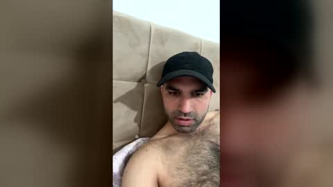 waqasshaukat762 online show from April 2026 07:07:02 PM