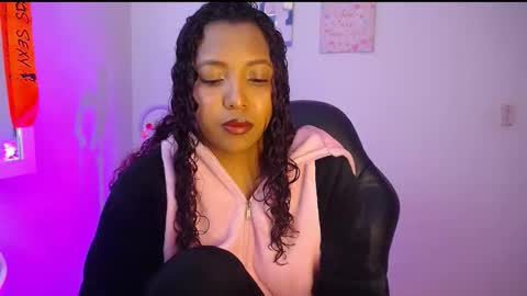 Snapshot of warisgoddes chatting on February 2026 05:28:02 AM EMILY online show from February 2026 05:28:02 AM