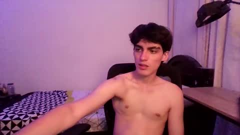 Snapshot of warrenblushfire chatting on October 2025 06:58:02 AM W A R R E N B L U S H F I R E online show from October 2025 06:58:02 AM