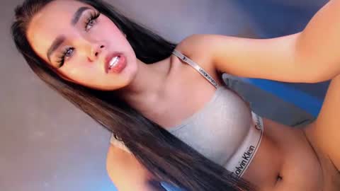 Isla Fox online show from October 2025 04:53:02 AM