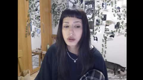 Mina online show from October 2025 03:24:02 PM