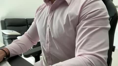 Weapon X online show from November 2025 11:16:02 PM