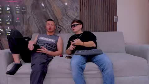 Snapshot of web_gammer_ chatting on September 2025 08:19:01 PM Jhonny Dick his neighbors. online show from September 2025 08:19:01 PM