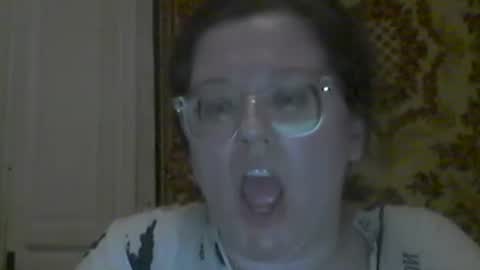 Marina online show from September 2025 09:37:01 PM