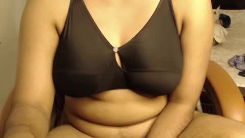 mina online show from March 2026 03:40:01 PM