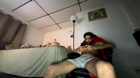 ShootingWebs online show from April 2026 06:03:01 AM