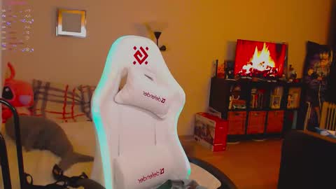  moon  online show from November 2025 11:27:01 PM