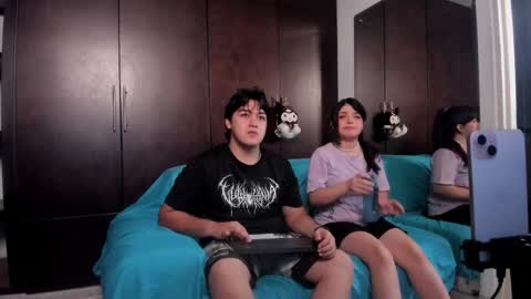 EMILY  ANDREW online show from March 2026 03:52:02 AM