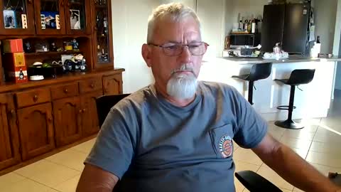 Wellhelloo online show from April 2026 06:52:01 AM