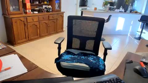 Wellhelloo online show from May 2026 05:47:01 AM