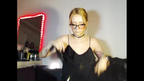 Snapshot of welliza chatting on January 2025 12:37:02 AM Liza online show from January 2025 12:37:02 AM