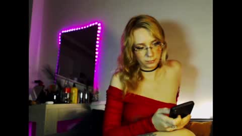 Snapshot of welliza chatting on January 2025 12:17:01 AM Liza online show from January 2025 12:17:01 AM