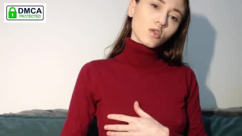 Milena online show from November 2025 08:25:02 PM