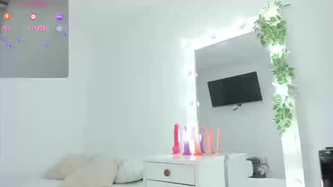 Wen online show from September 2025 03:51:01 AM