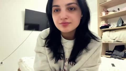 Kiki online show from April 2026 07:12:02 PM