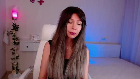 Snapshot of wendifoster chatting on July 2026 01:15:01 PM Wendi Foster online show from July 2026 01:15:01 PM