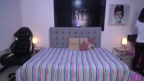 wendy_1_ online show from May 2026 02:08:01 AM