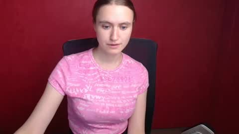 Snapshot of wendy_say_ chatting on December 2024 11:36:02 PM Wendy online show from December 2024 11:36:02 PM