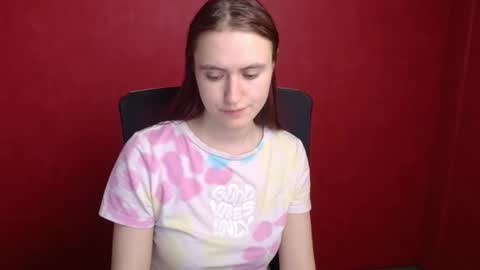 Snapshot of wendy_say_ chatting on December 2024 10:24:02 PM Wendy online show from December 2024 10:24:02 PM