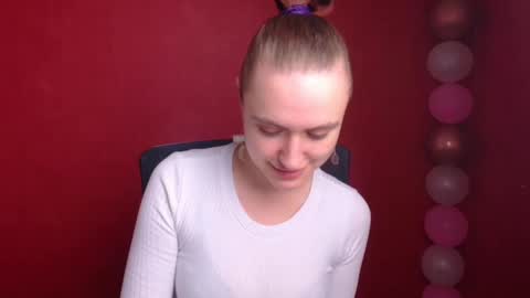 Snapshot of wendy_say_ chatting on February 2025 07:53:01 PM Wendy online show from February 2025 07:53:01 PM