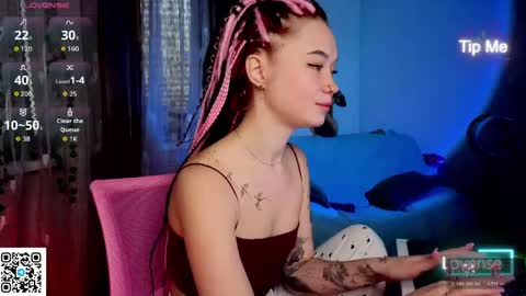 Snapshot of wendycandy182 chatting on May 2026 04:32:02 AM WendyCandy182 online show from May 2026 04:32:02 AM