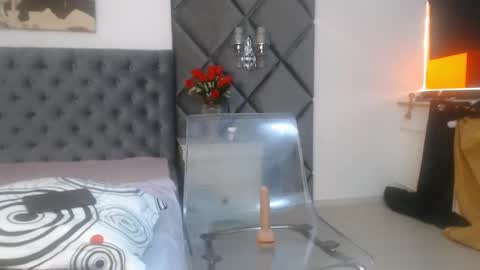 wendychantal online show from October 2025 07:21:01 AM