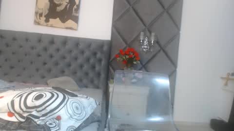 wendychantal online show from November 2025 04:12:02 AM